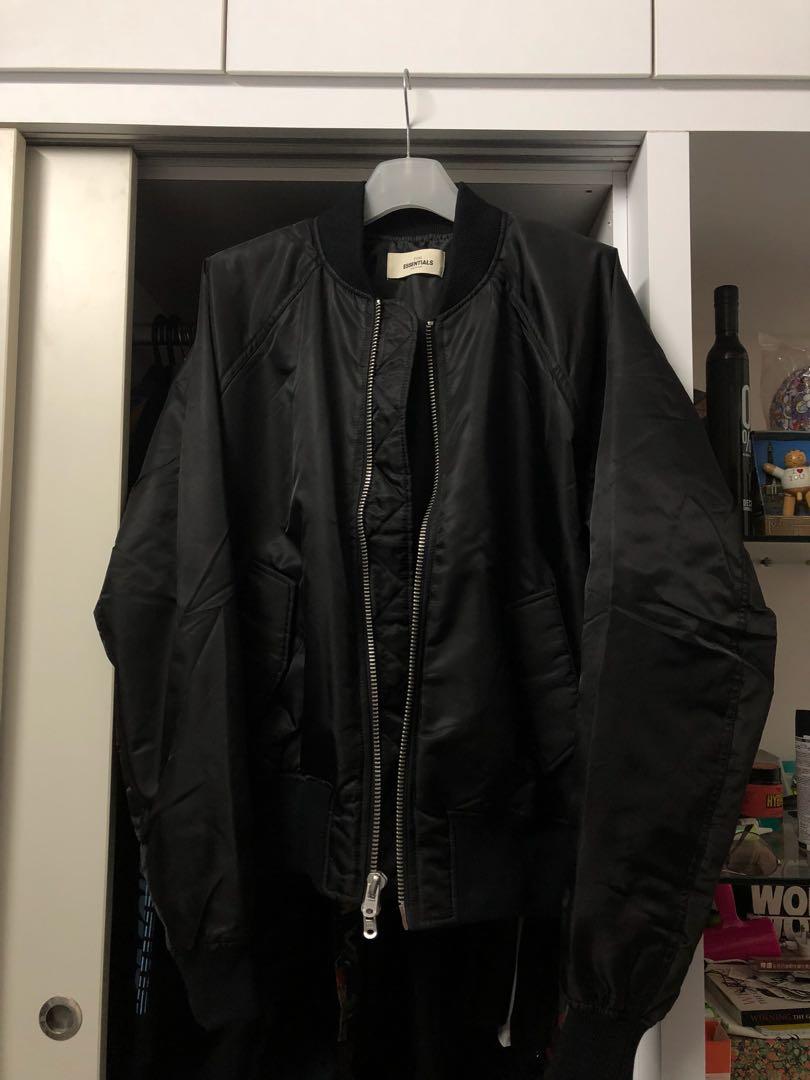 Fear of god essentials bomber jacket size s, Men's Fashion, Coats ...