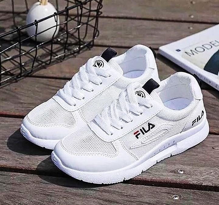 Jual Sepatu merk FILA tersedia ukuran 36 40 stock terbatas