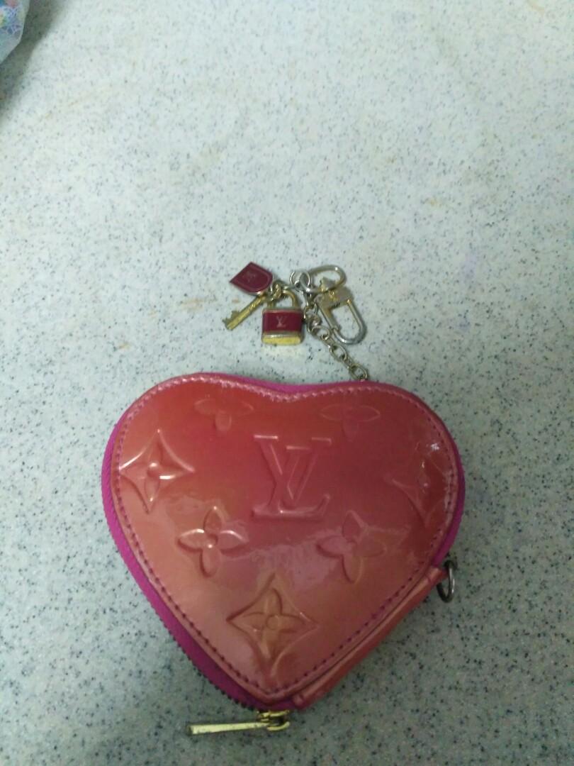 Louis Vuitton, Bags, Rare Lv Red Heart Coin Purse Nwt Dust Bag Box Never  Carried Mint Condition