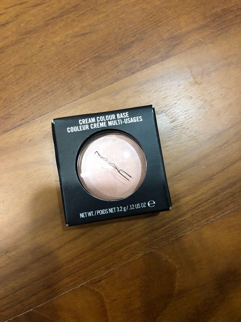 hush cream colour base