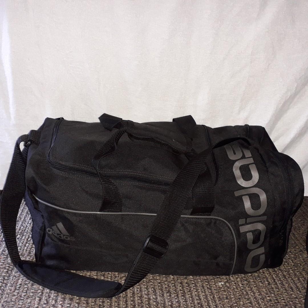 adidas tas