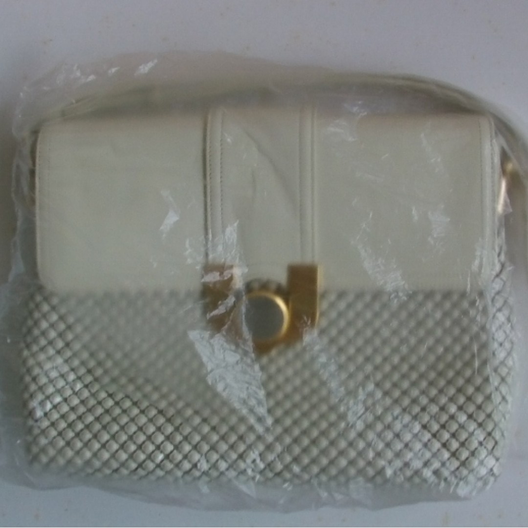 QUEEN Bag, Luxury, Bags & Wallets on Carousell