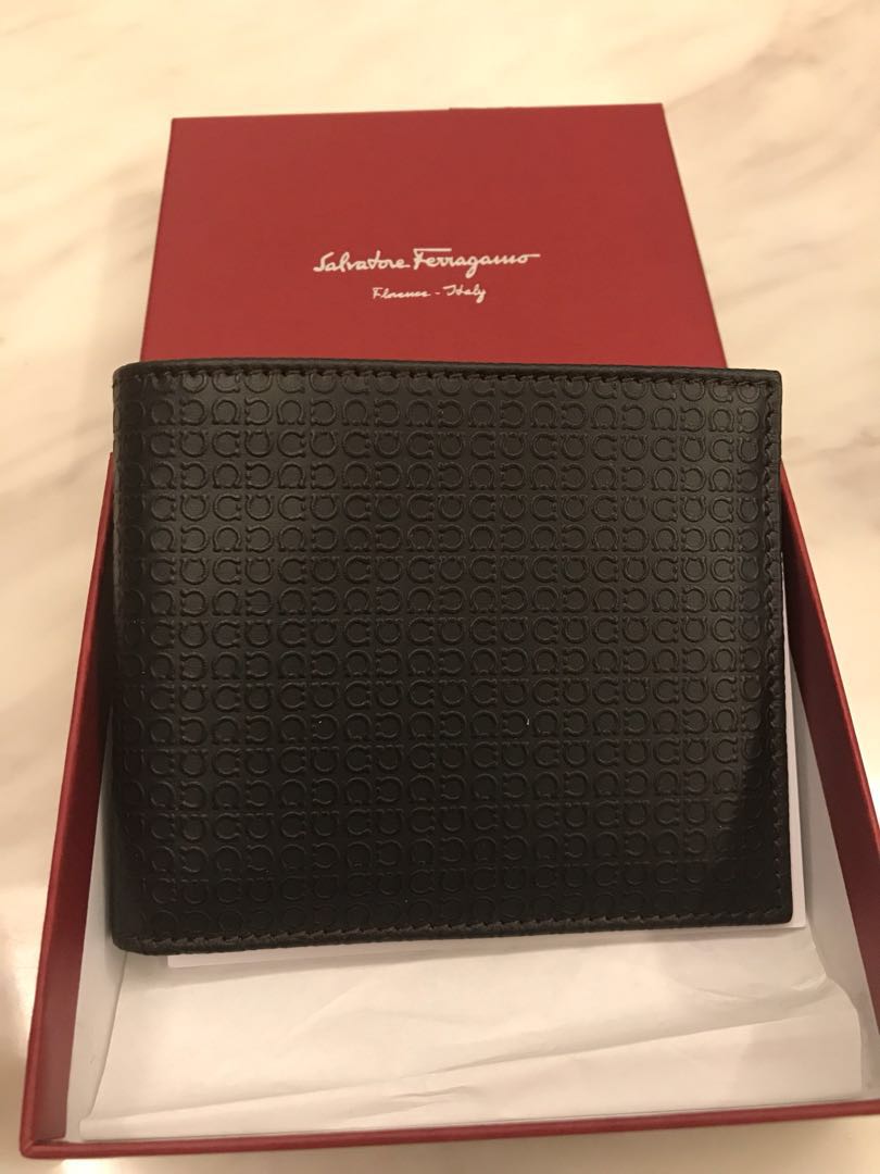 ferragamo wallet men