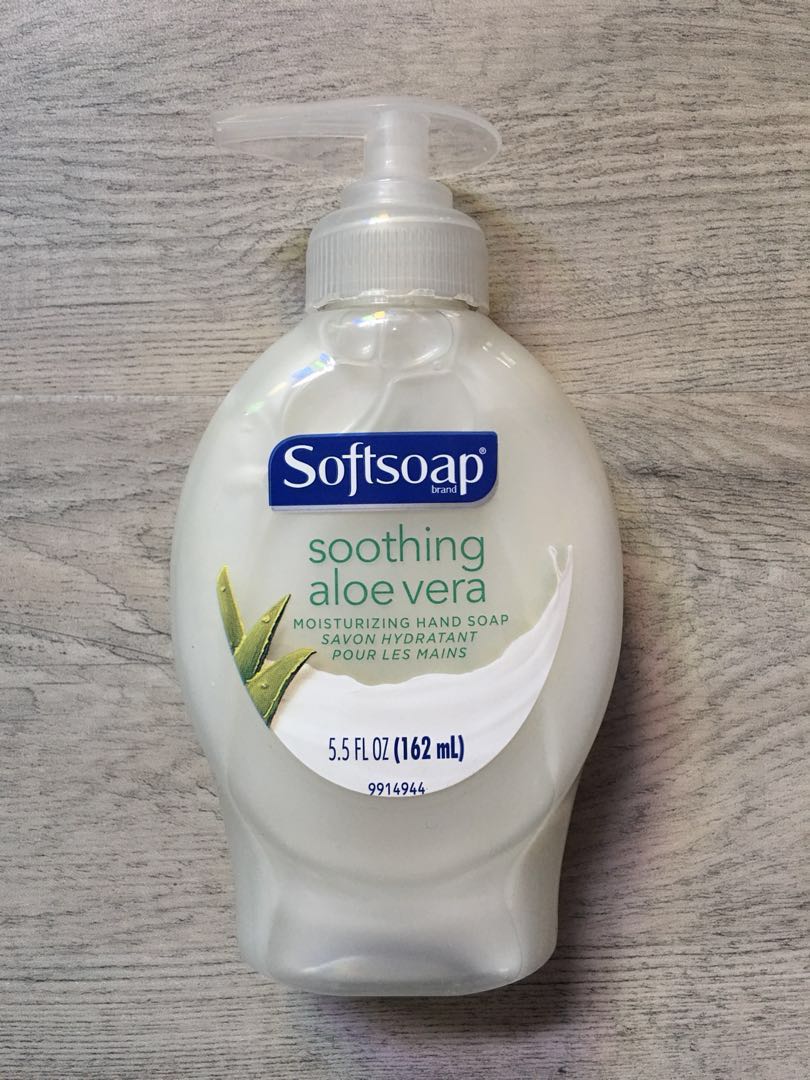 softsoap soothing aloe vera hand soap