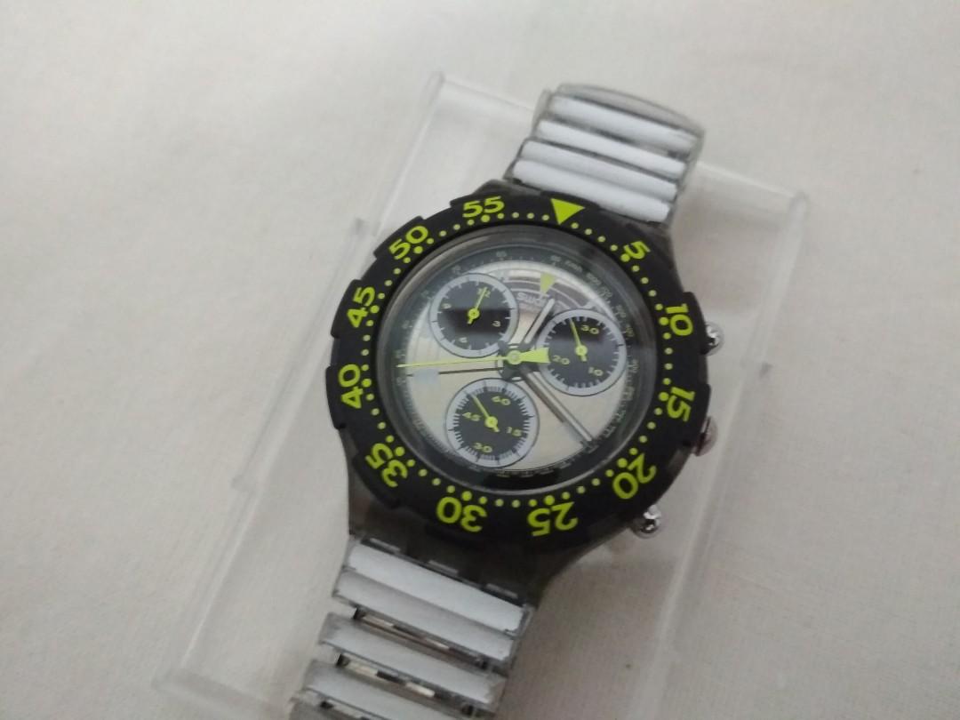 swatch scuba chronograph vintage, Fesyen Pria, Jam Tangan di Carousell