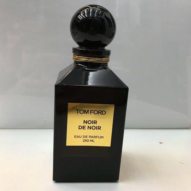 Tom Ford 香水Noir de Noir 250ml 超大枝, 美容＆化妝品, 沐浴＆身體