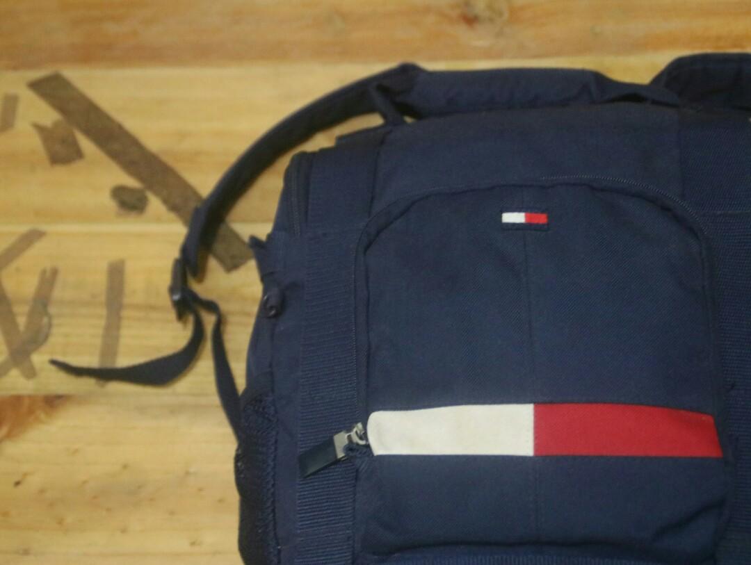 tommy hilfiger big backpack
