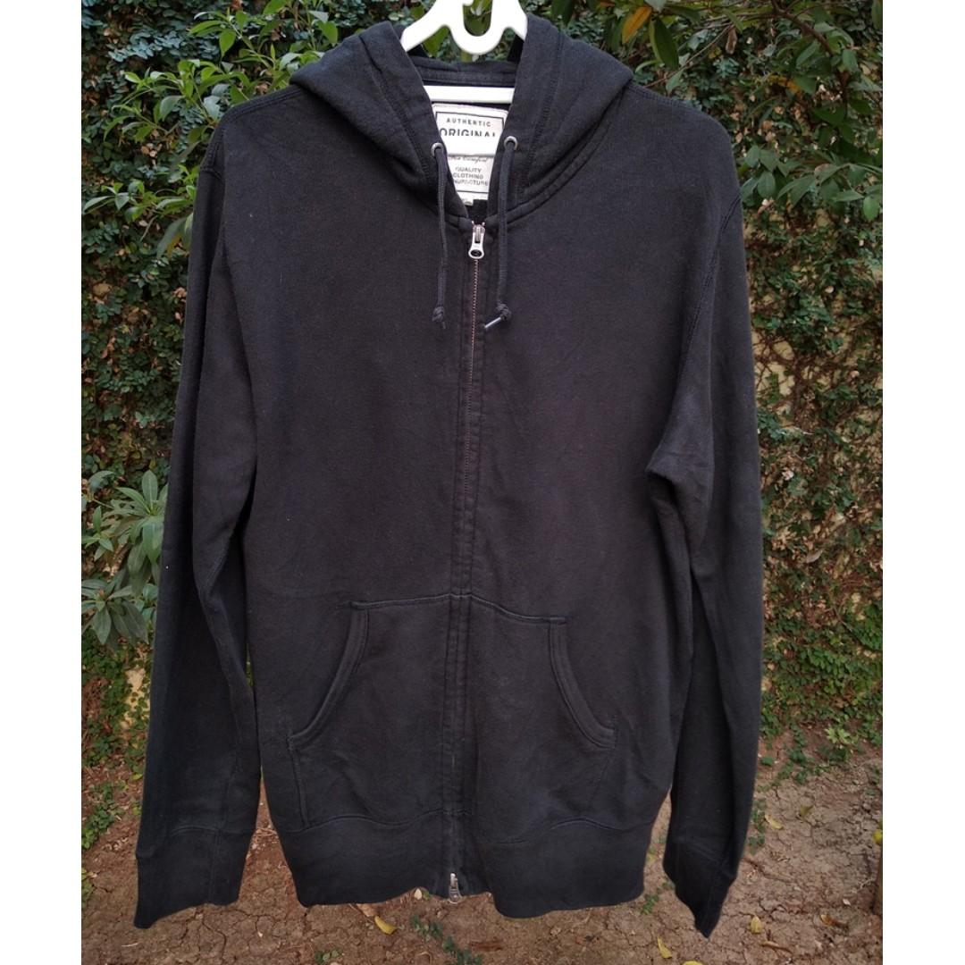 uniqlo zipper hoodie