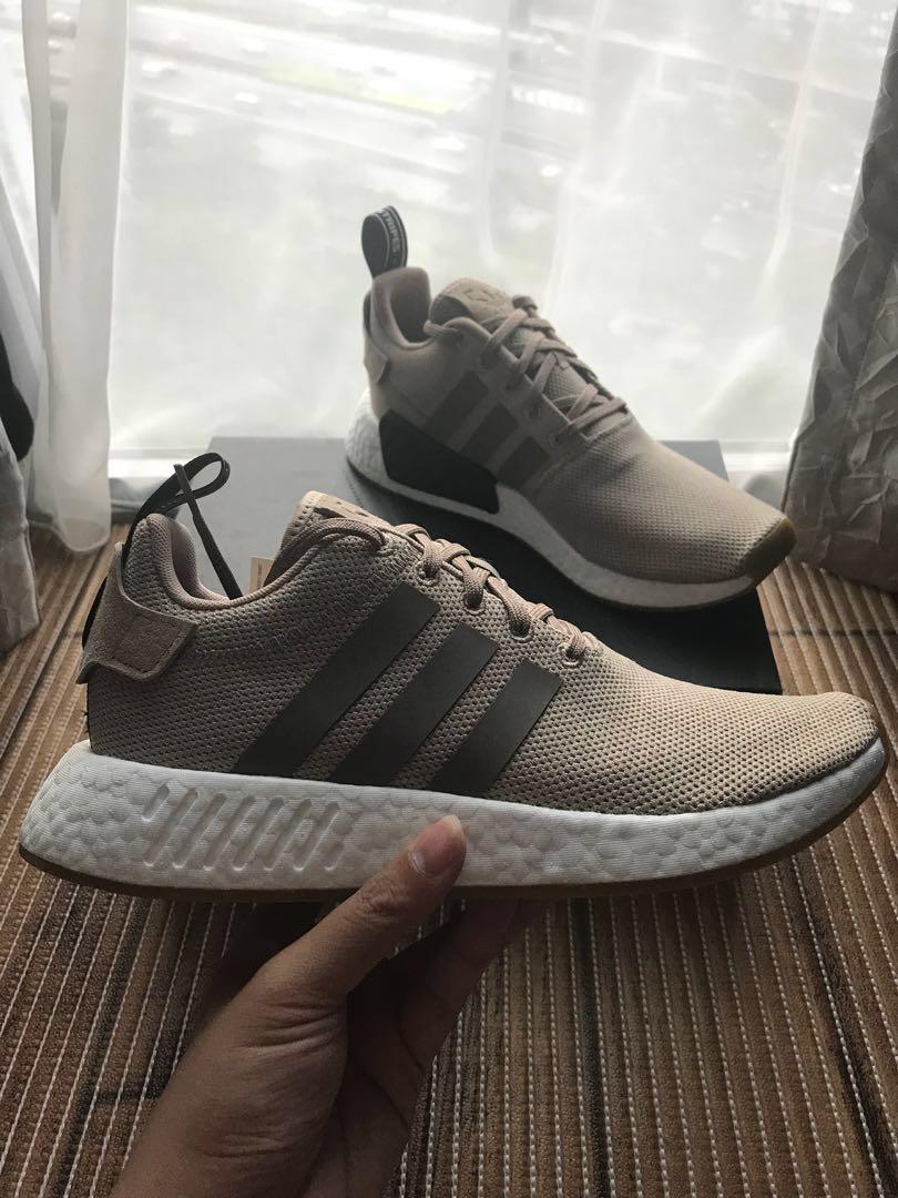 adidas originals nmd_r2 primeknit sneaker boost by9410