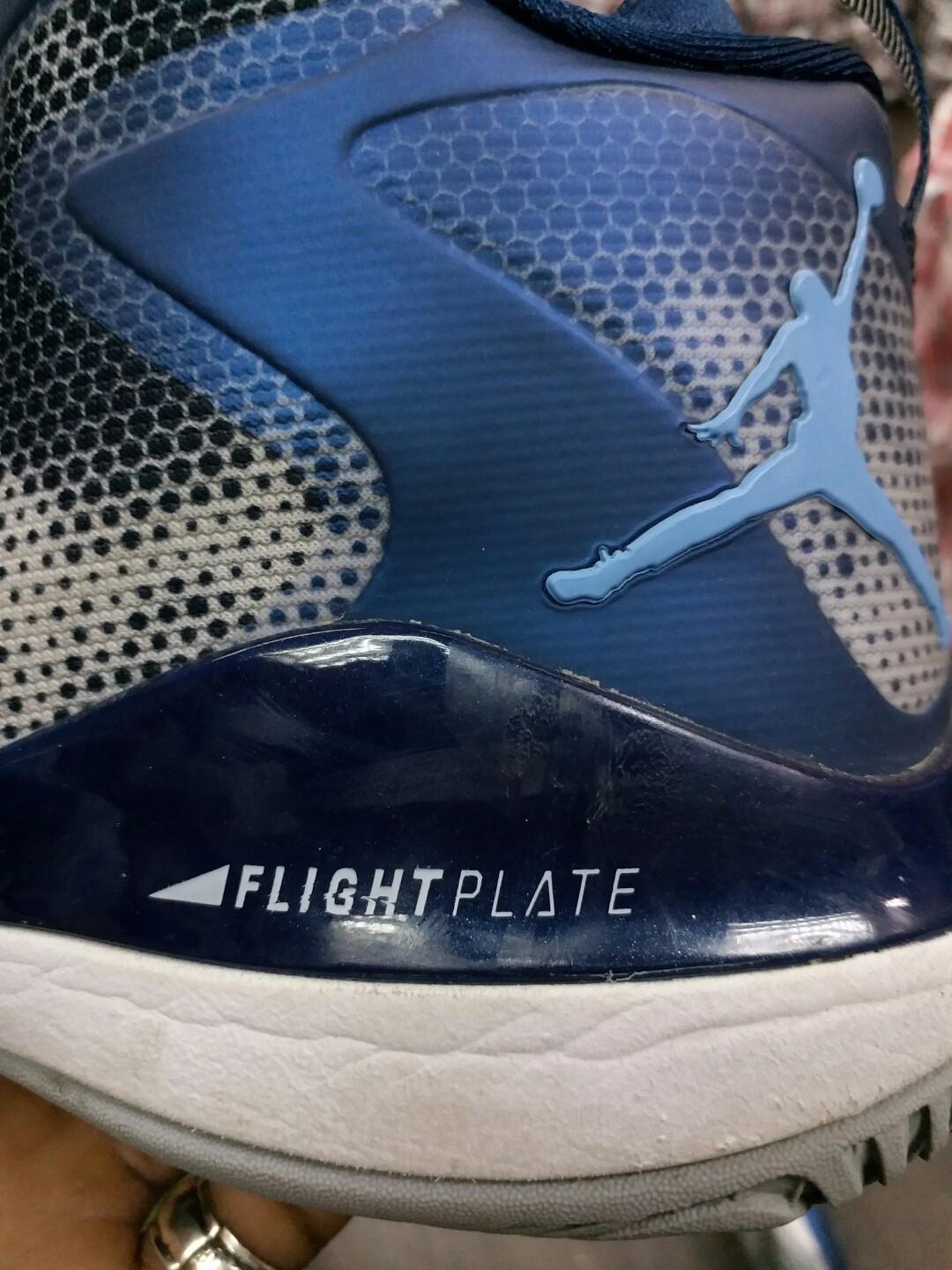 nike flight plate shoes