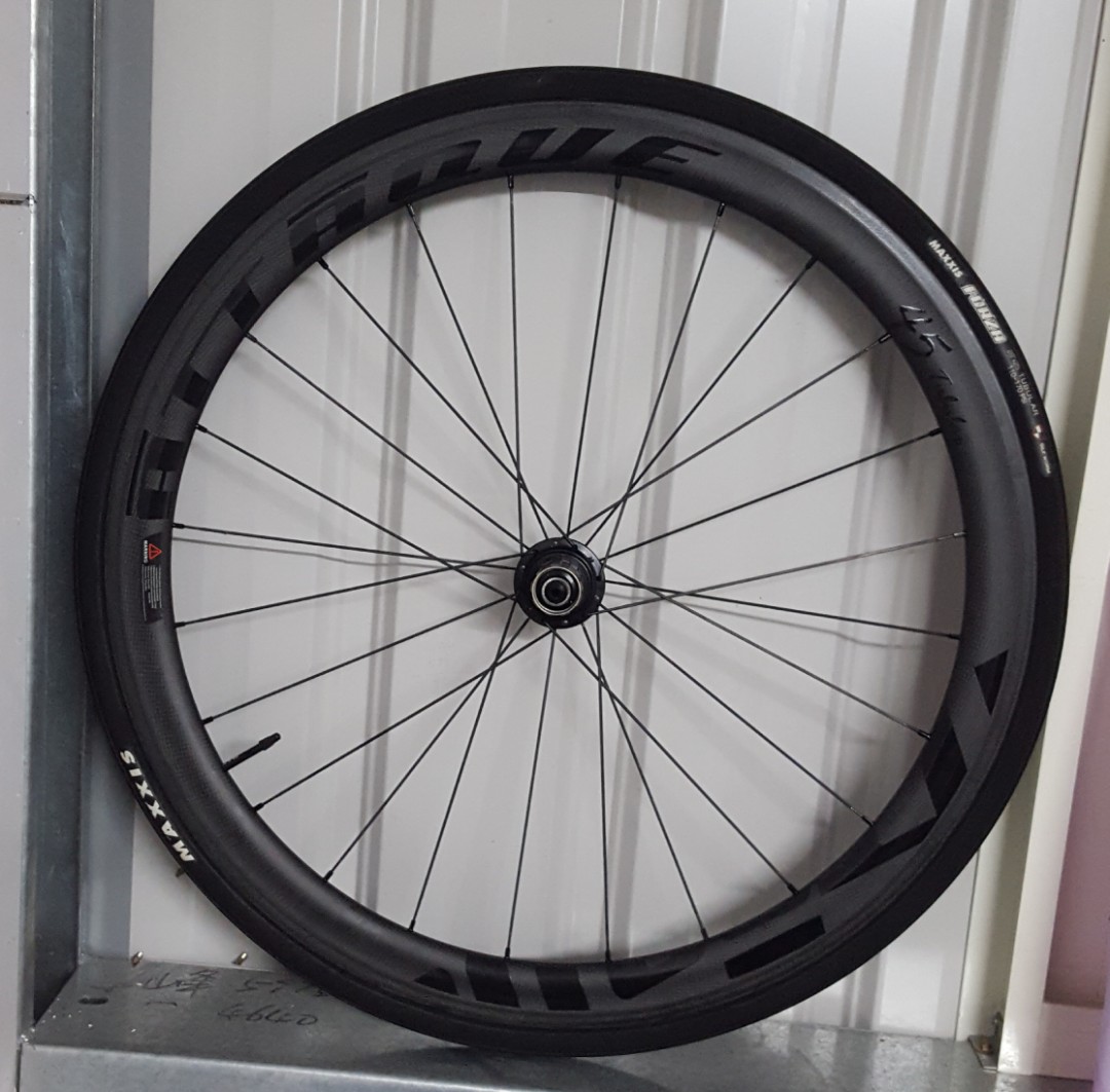 Attaque carbon wheelset discount
