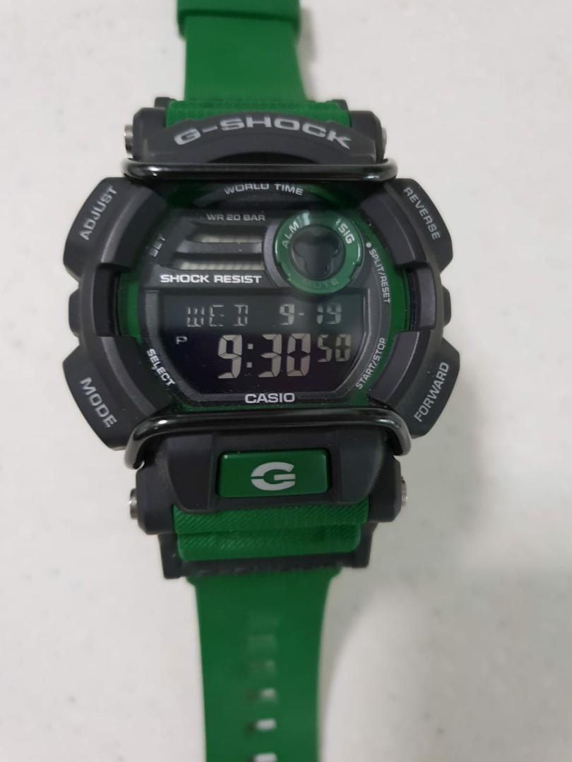 Price Reduced G Shock Casio GD400 Military Green Strap with Bull