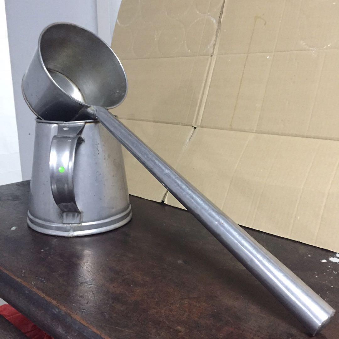 Kopitiam kettle and scoop, Vintage & Collectibles, Vintage Collectibles