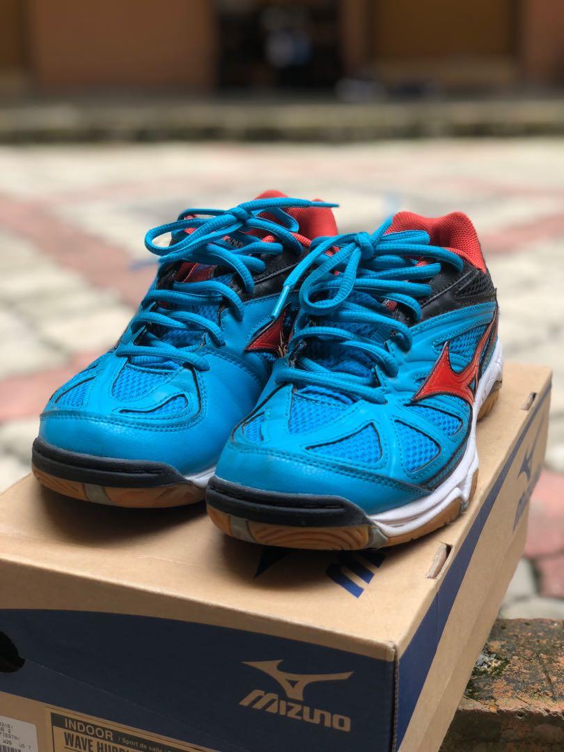 Mizuno wave best sale hurricane 2 2013
