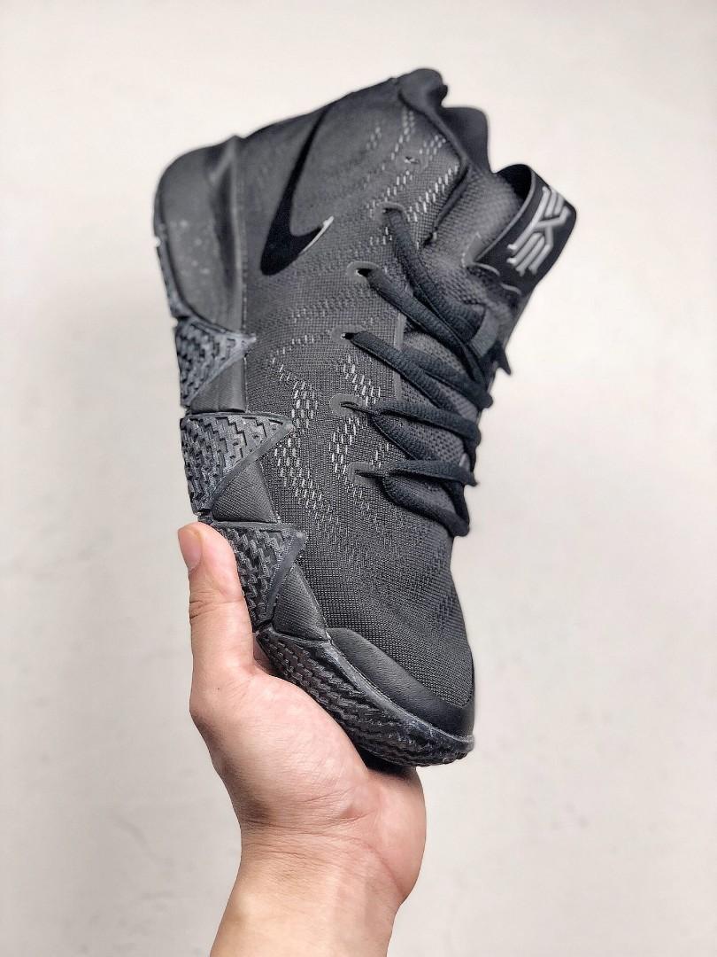 Nike Kyrie 4 Triple Black SIZE 40 45