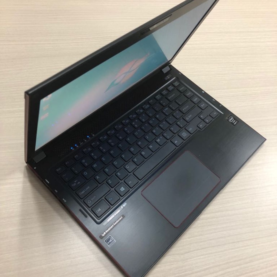 Refurbished Fujitsu LifeBook U554, Computers & Tech, Laptops ...