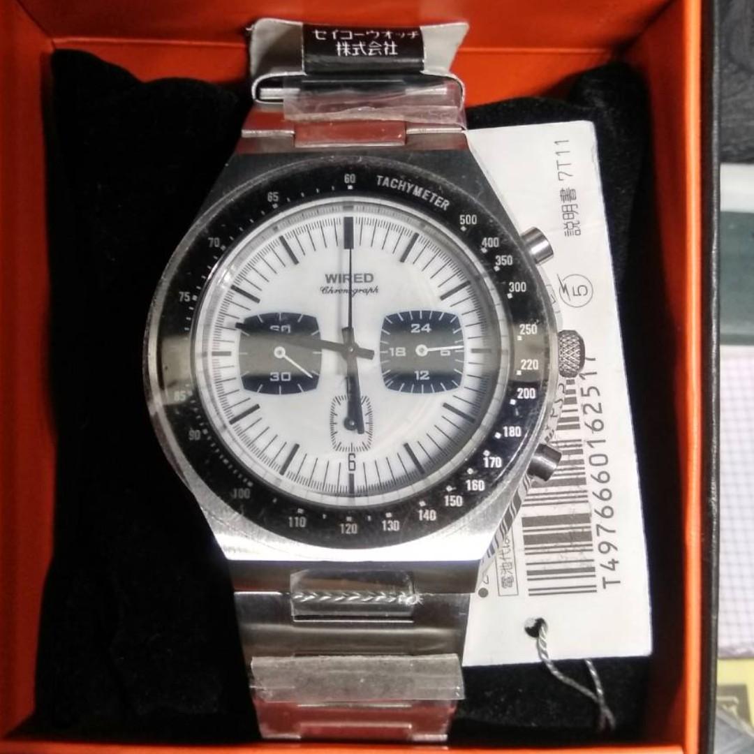 Seiko Wired White Panda Chronograph Limited and Very Hard to get AGAV Dead  Stock, Mobile Phones & Gadgets, Wearables & Smart Watches on Carousell