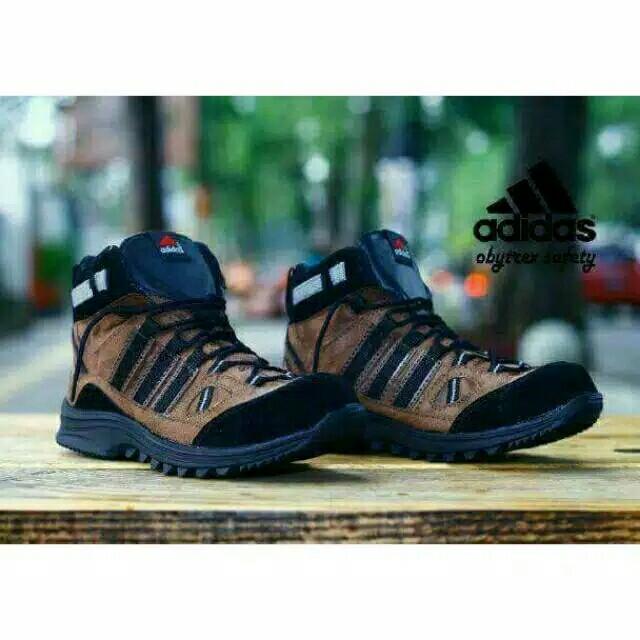 Sepatu safety adidas original top