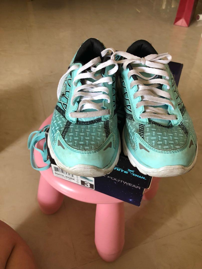 Skechers shoes girl size 3 Everything Else on Carousell