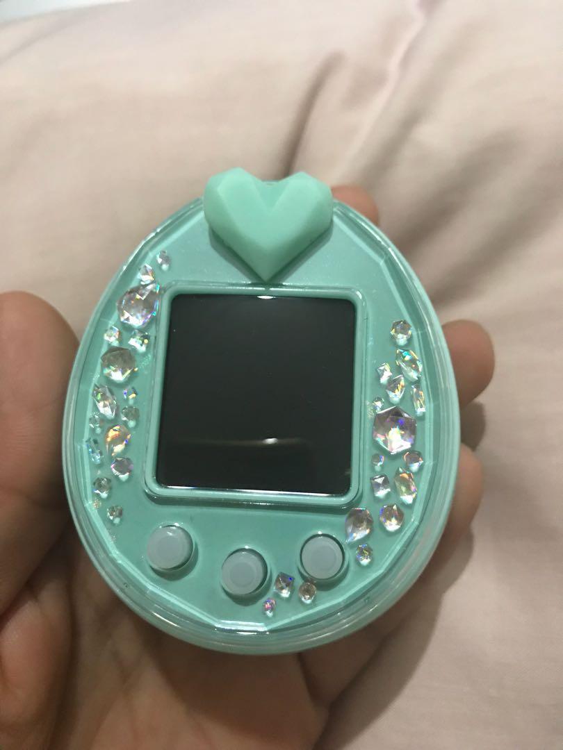 Tamagotchi P’s Green, Hobbies & Toys, Toys & Games on Carousell