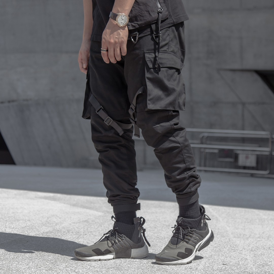 Techwear Cargo Pants (Size S), Men's Fashion, Bottoms, Trousers on ...