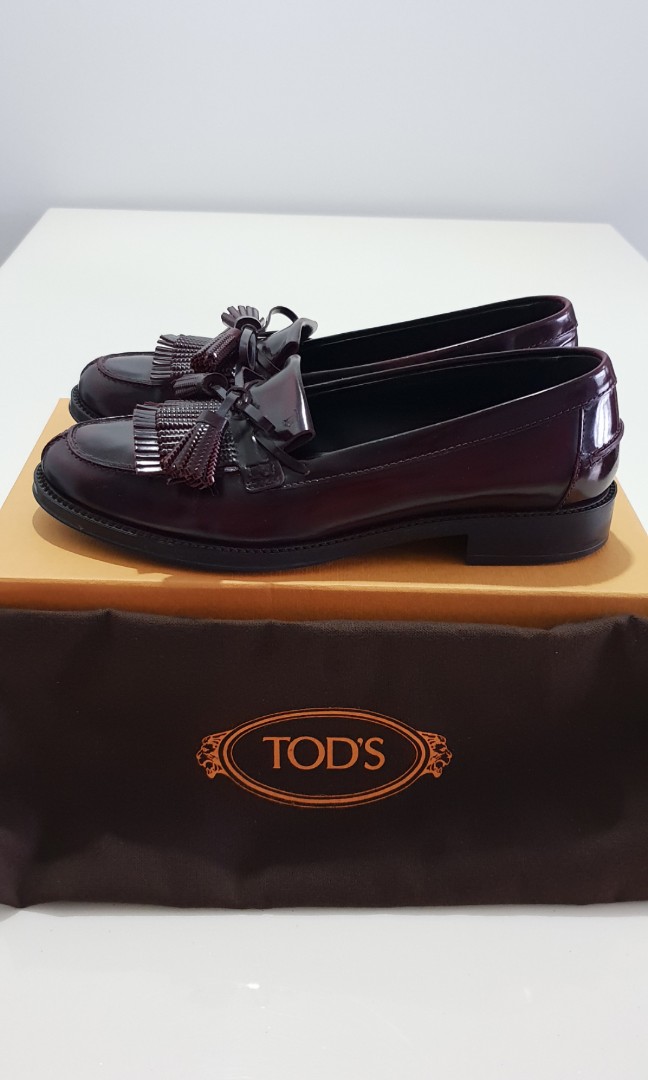 Tod's Ladies Shoe, Luxury, Shoes on 