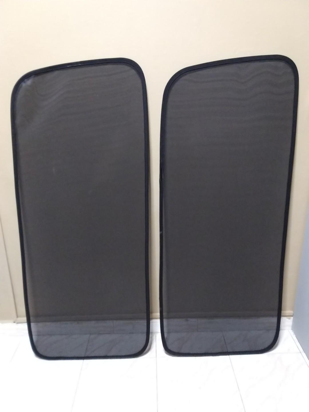 Toyota Hiace Glass Panel 4 Piece Sunshade (with clips), Car Accessories