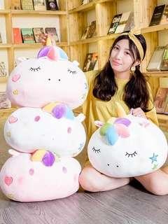 Bantal selimut unicorn