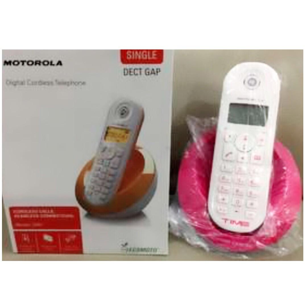 #3x100 Digital cordless phone Motorola C601 on Carousell
