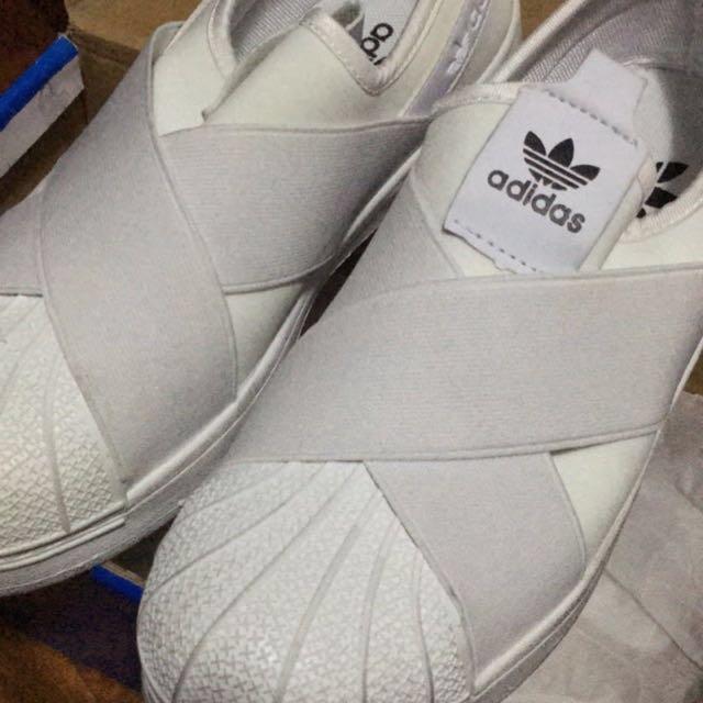 adidas slip on white original