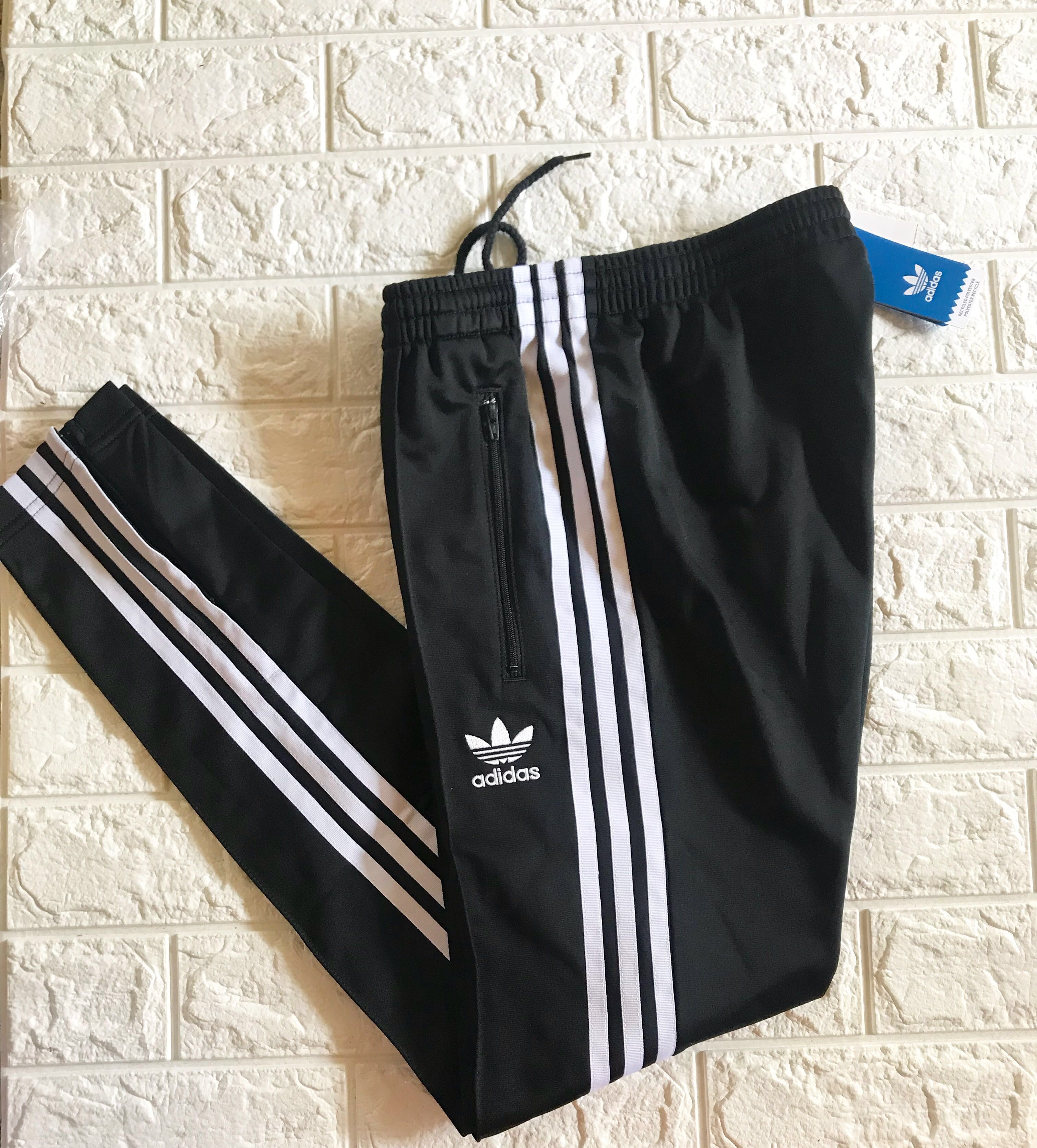 Adidas Women Track Pants With Ankle Zipper Women S Fashion Bottoms Other Bottoms On Carousell