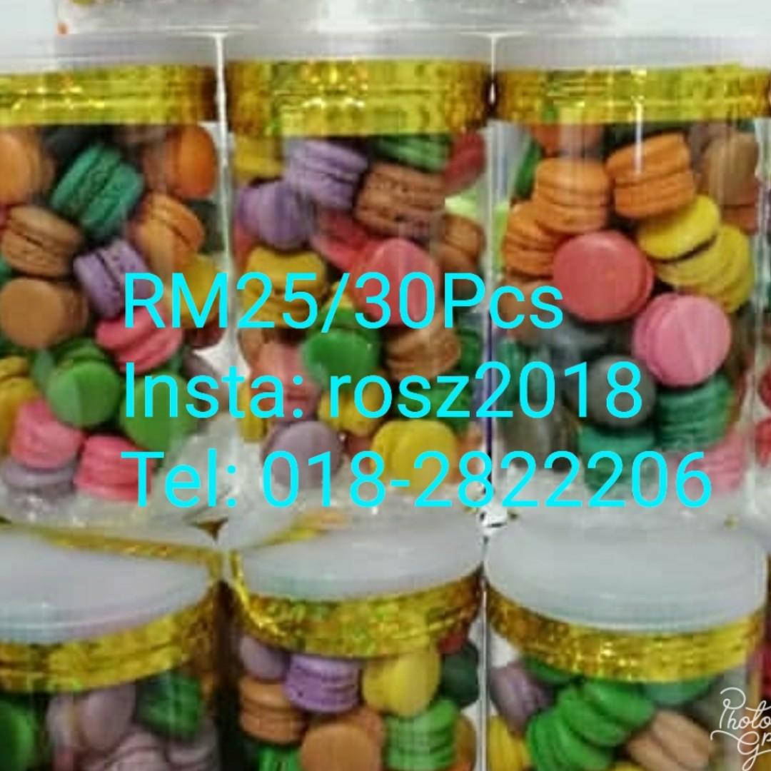 Baby Macaron Food Drinks Baked Goods On Carousell