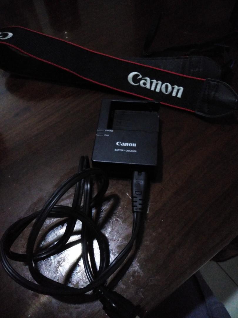 Canon 600D (Category: Cameras) located in Cavite. Submitted by jdmnumbawan331 (Listing ID 191156873, Image 2). Description: Selling my Canon eos 600D rebel T3i - 18-55m EF-S lens, uv filter with LCD tampered glass, 4gb memory card no signs of fungus or something slightly negotiable po respect thank you. RFS: Maguupgrade na po sa Fuji.