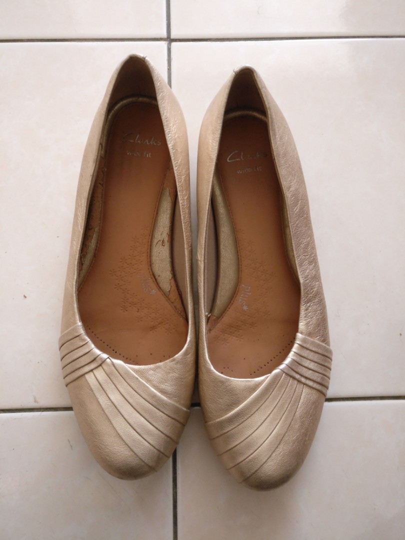 Clarks flats store 2018