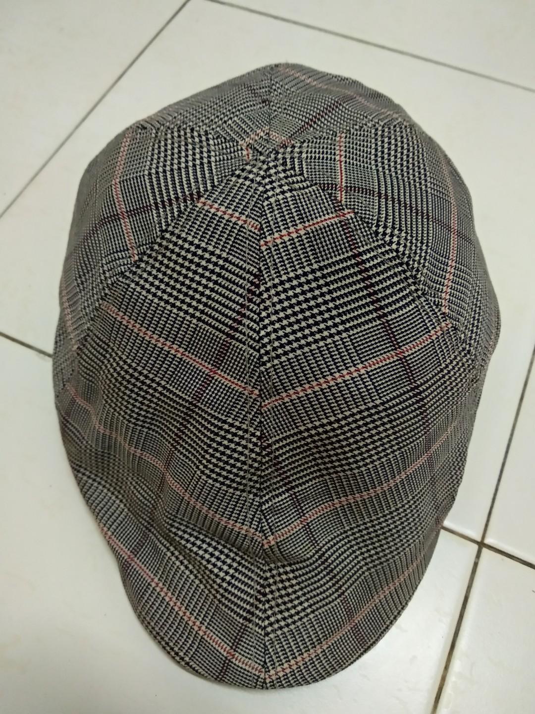 Flat Hat Crazee (Category: Cap & Hats) located in Kuala Lumpur. Submitted by mybeezsolution (Listing ID 191214837, Image 1). Description: Flat Hat. Condition 8/10. Tiada koyak. Cod Keramat, Ulu Kelang, Setiawangsa..