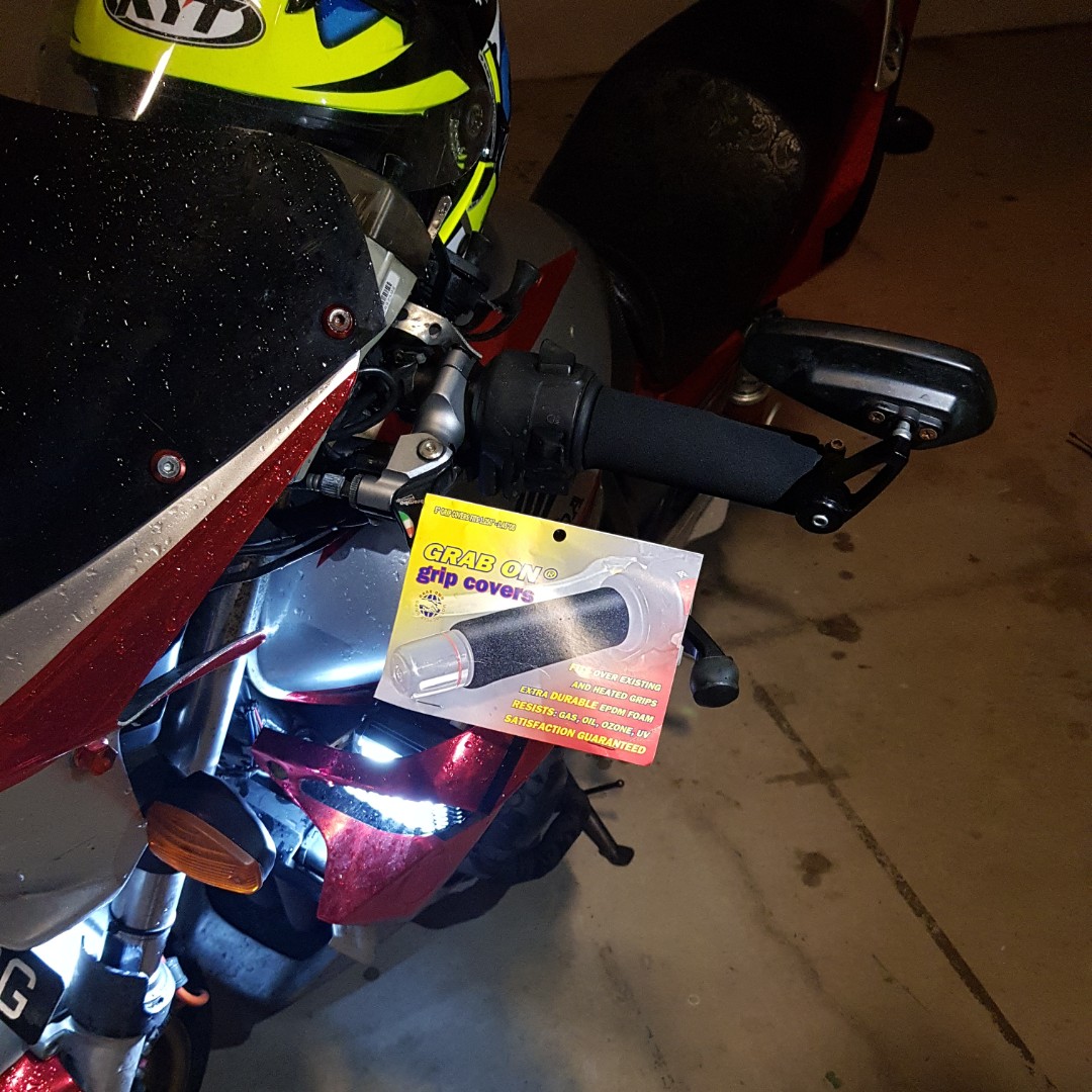 Grab On Grip installed on CB400 Super4, Motorcycles, Motorcycle ...