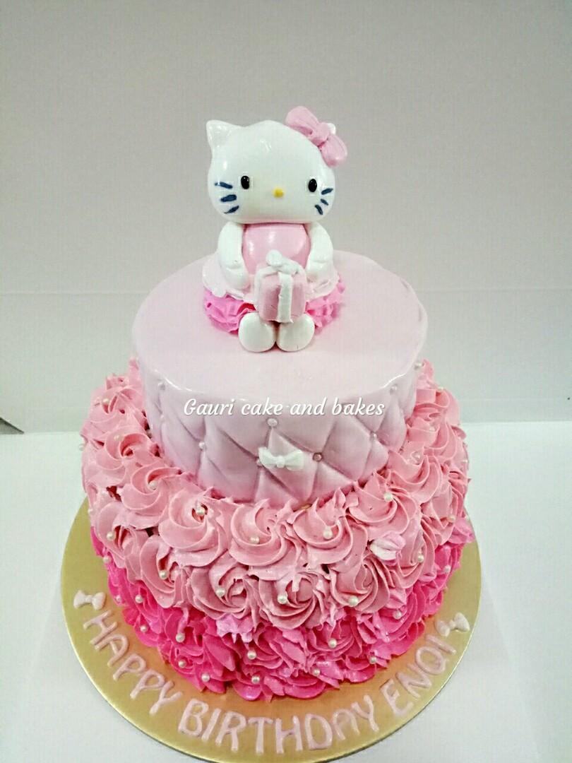 Hello Kitty Cake 2 Tier Cake Food Drinks Baked Goods On Carousell