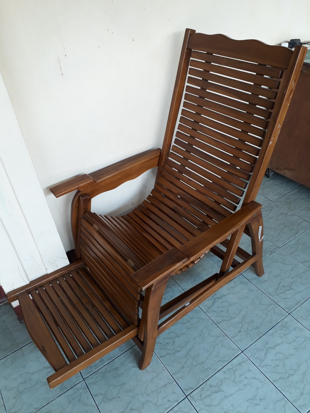 kursi santai bisa rebahan bahan kayu jati 2nd, perabotan rumah di