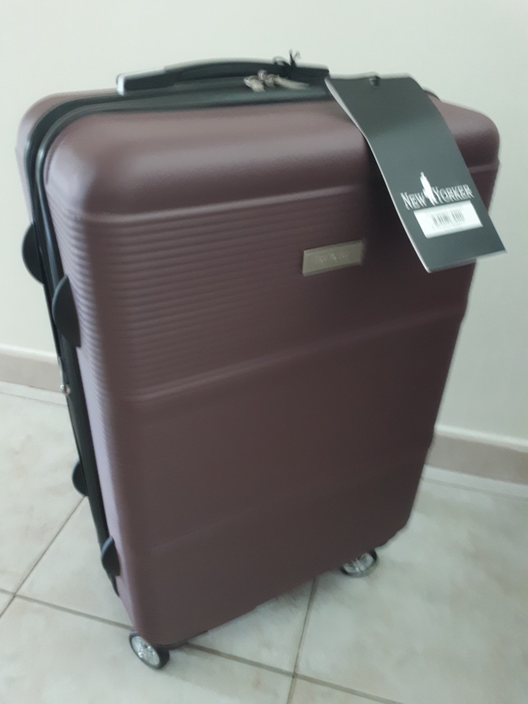 new yorker luggage 24 inch