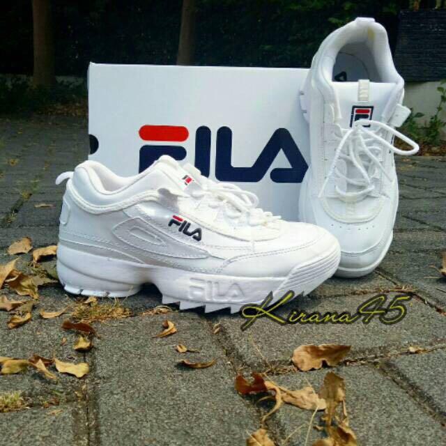 sepatu fila sneakers