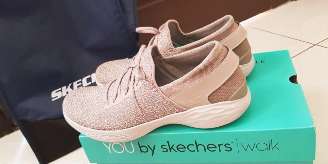 you by skechers goga max