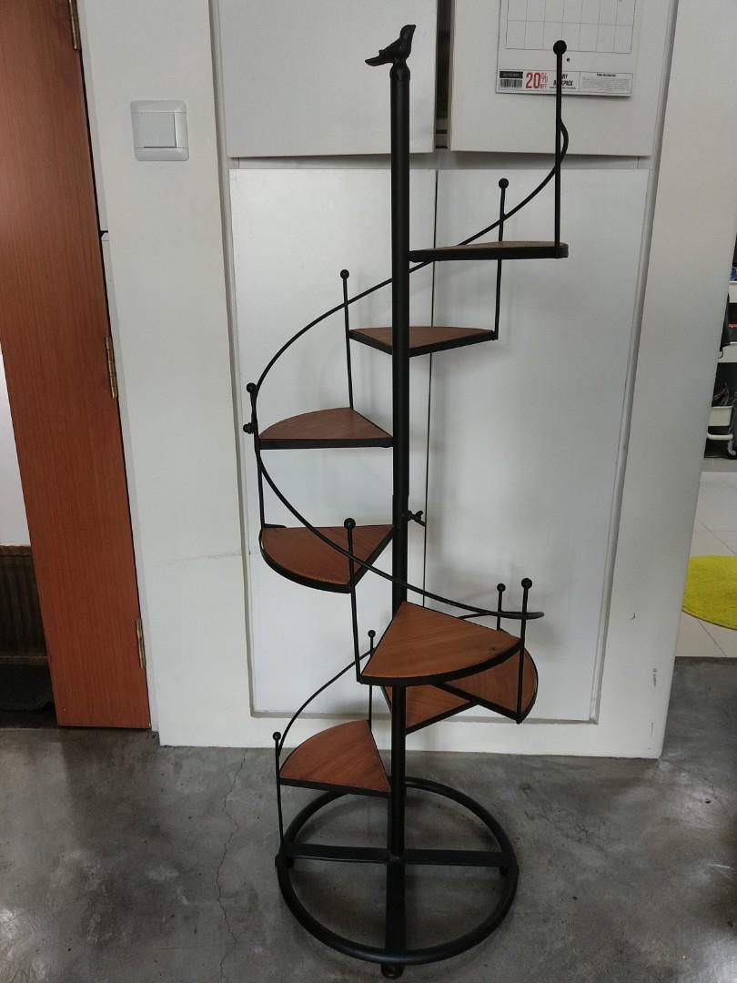 spiral staircase plant stand, Furniture & Home Living, Gardening