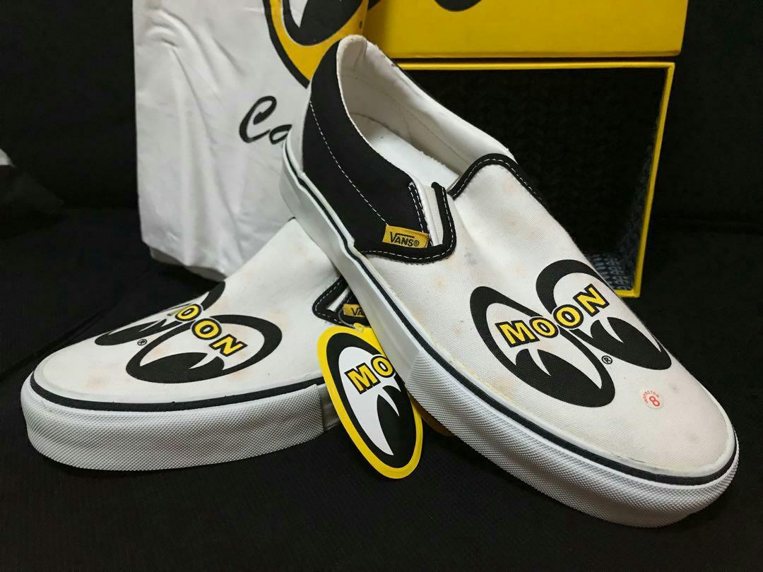 vans mooneyes slip on