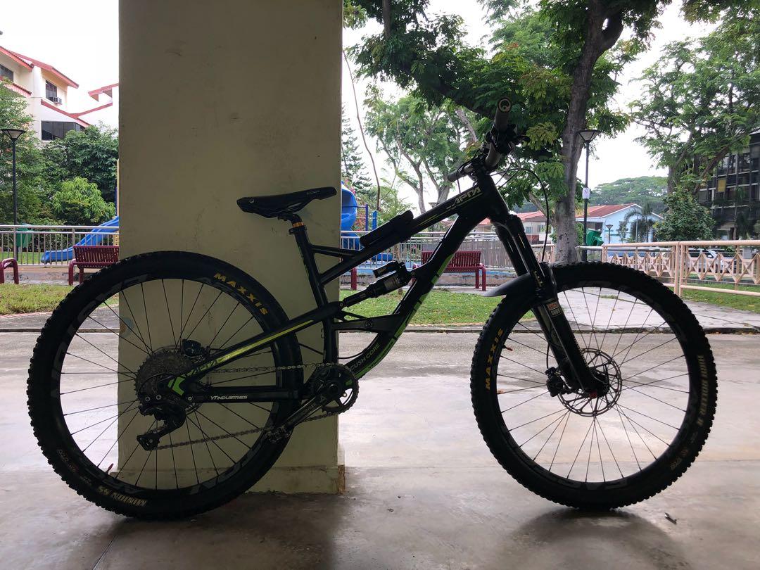 Yt Capra 2016 Bicycles Pmds Bicycles Mountain Bikes On Carousell