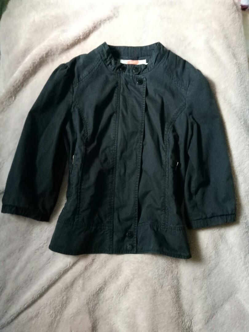 Black Denim Jacket (Category: Coats, Jackets and Outerwear) located in Marikina City. Submitted by threefty (Listing ID 191426161, Image 3). Description: Black Denim rider Jacket Zip up No flaws Fits XS to Small For petite.