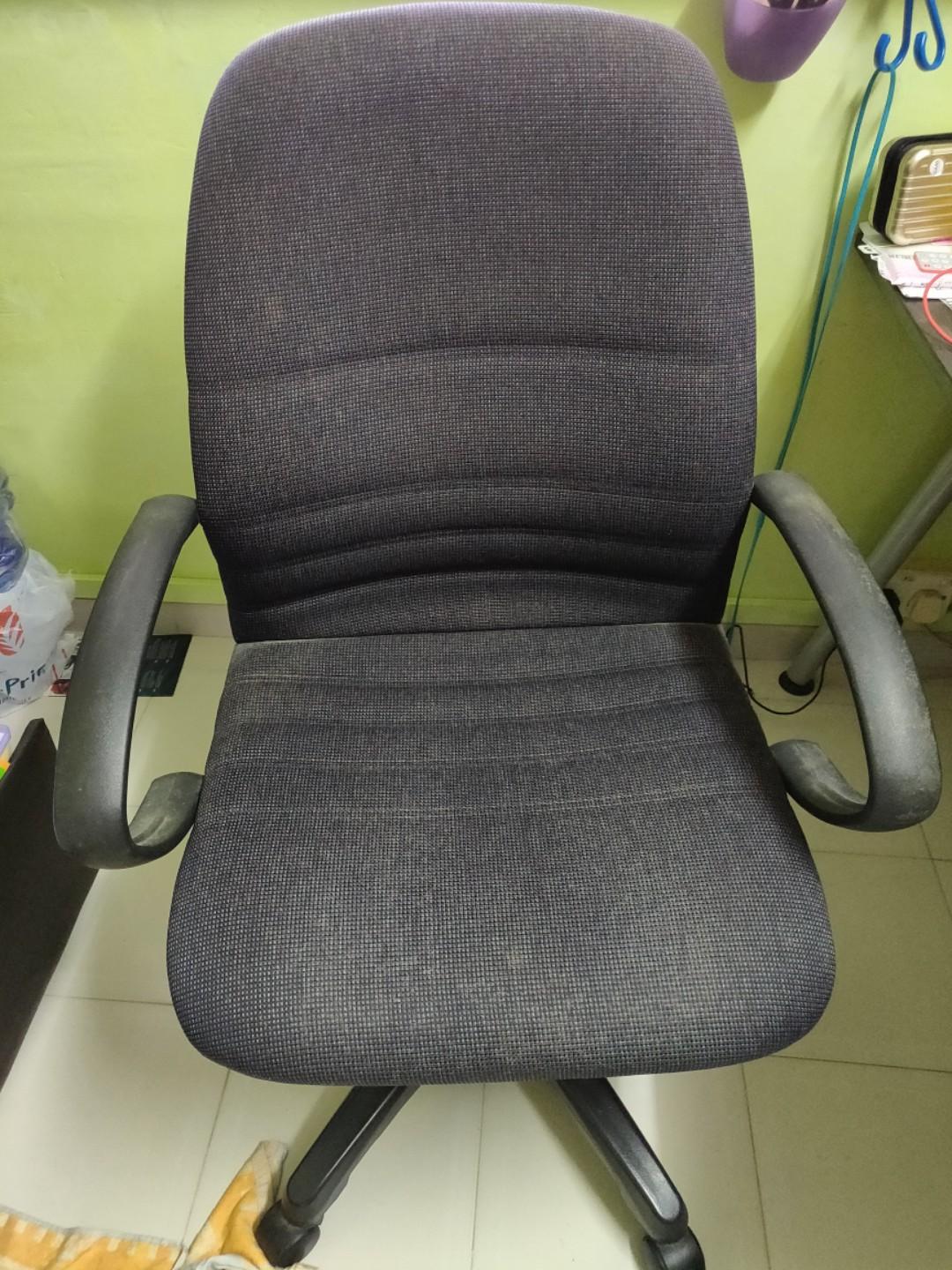 Fire Sale Office Chair At Dirt Prices Furniture Tables