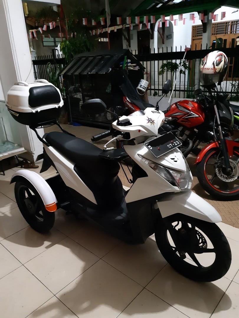 Honda beat roda tiga, Motor di Carousell
