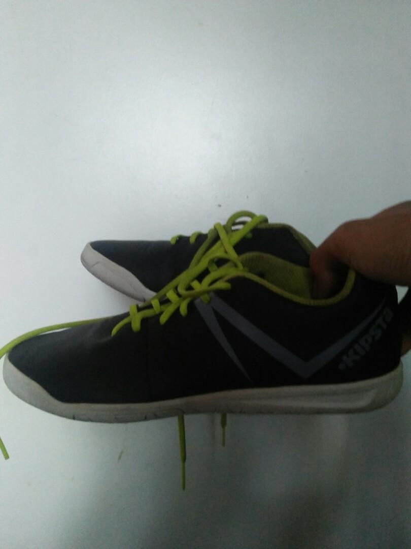 kipsta futsal shoes