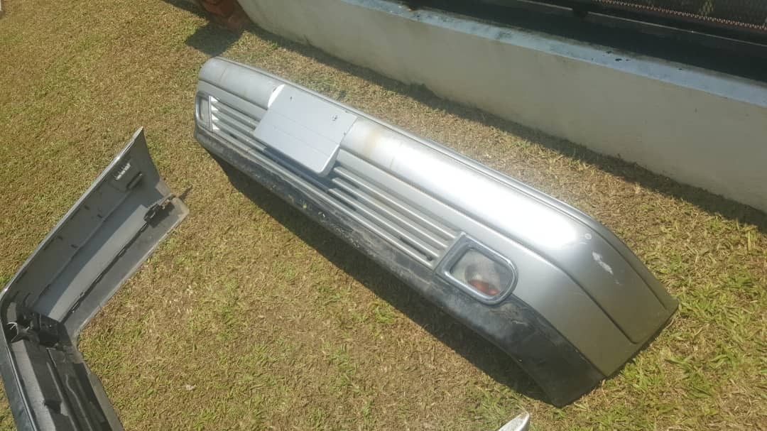 Bumper w210 hot sale