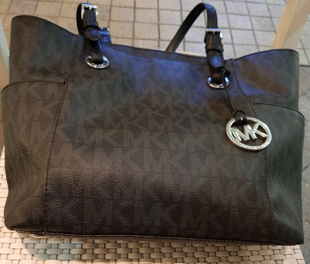 Michael Kors Jet Set Monogram Tote, Women's Fashion, Bags & Wallets ...